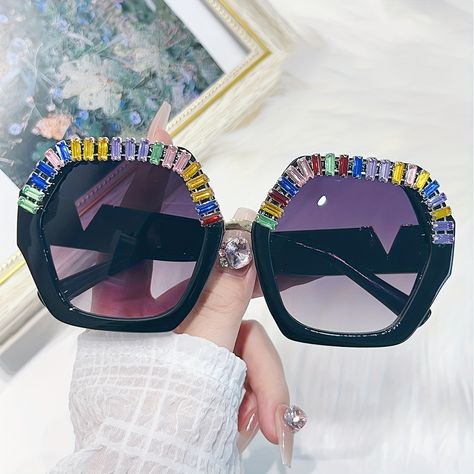 Gold Cat Eye Glasses, Diamond Cat, Crystal Sunglasses, Chique Outfit, Rhinestone Sunglasses, Cat Eye Sunglasses Women, Sunglasses Women Fashion, Moda Retro, Heart Shaped Sunglasses