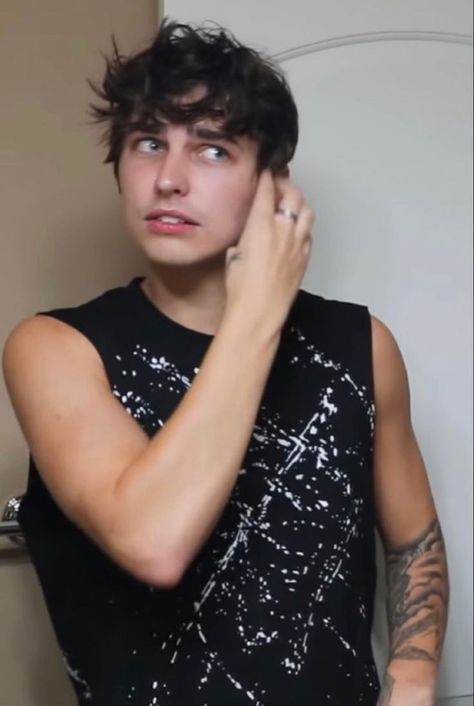 Colby Brock, Colby, Net Worth, Instagram Photos, Music