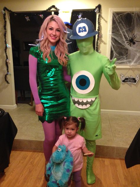 Mike Wazowski, Celia and Boo costumes from Monsters Inc. DIY Celia Monsters Inc Costume, Monsters Inc Family Costume, Sanderson House, Monsters Inc Costume Diy, Monsters Inc Costume, Monsters Inc Halloween, Ideas Disfraz, Family Themed Halloween Costumes