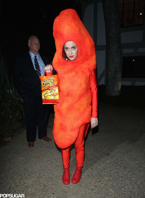 Katy Perry as a Flamin' Hot Cheeto Celebrity Fancy Dress, Halloween Costumes 2014, Katy Perry Hot, Best Celebrity Halloween Costumes, Fancy Dress Halloween Costumes, Celebrity Halloween, Celebrity Costumes, Hallowen Costume, Celebrity Halloween Costumes