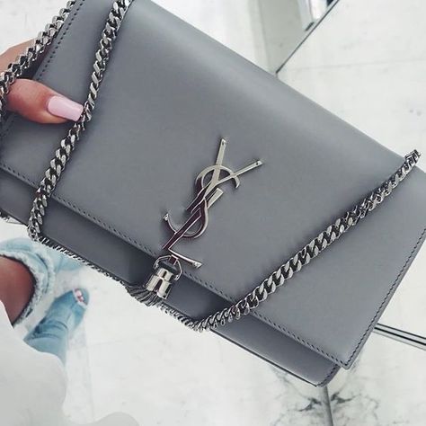 Designer Handbags Prada, Ysl Handbags, Handbag Hardware, Cheap Purses, Bag Obsession, Chloe Handbags, Favorite Handbags, Cute Handbags, Handbags Affordable