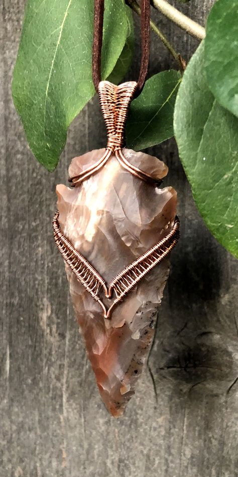 Arrowhead Wire Wrapping Tutorial, Wire Wrapped Arrowhead Tutorial, Wire Wrap Arrowhead, Wire Wrapped Arrowhead, Arrowhead Jewelry, Arrowheads Jewelry, Arrowhead Pendant Necklace, Suede Necklace, Arrowhead Pendant