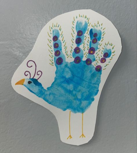 Toddler peacock daycare handprint art activity craft Animals Art Preschool, Jungle Crafts For Infants, Toddler Zoo Crafts, Zoo Animals Preschool Art, Zoo Infant Art, Zoo Arts And Crafts, Zoo Projects For Preschool, Animal Handprints, Zoo Crafts For Infants