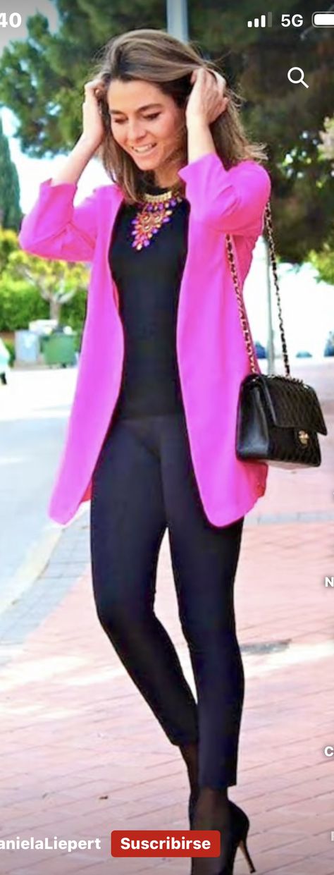 Black And Pink Office, Black And Pink Outfit Ideas, Pink And Black Outfit Ideas, Hot Pink And Black Outfit, Black And Pink Outfit, Pink And Black Outfit, Pink Blazer Outfit, Pink Outfit Ideas, Look Disco