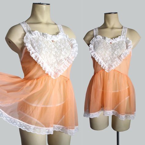 Chelsea Ward’s Instagram profile post: “💘SOLD💘1980s Darling Peach/ Light Coral Heart Lace & Sheer Nylon Lingerie Set/ Night Two-Piece Sleepwear. Sold before I had a chance to post…” Lingerie Vintage, Light Coral, Peach Color, Sewing Inspiration, Lingerie Set, Vintage 70s, Nightwear, Graduation Dress, Chelsea