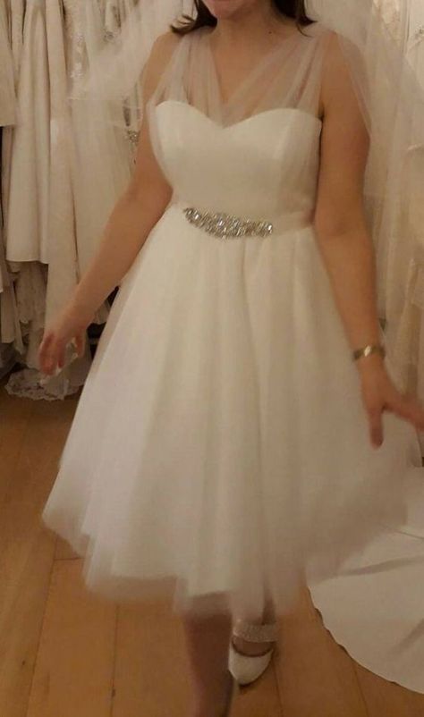 Short Bridal Dresses, Dresses Silhouette, Short Bridal Dress, Bridal Dresses Vintage, Size 12 Wedding Dress, Wedding Dress Boutique, Fifties Style, Wedding Dresses Short, Vintage Style Wedding Dresses