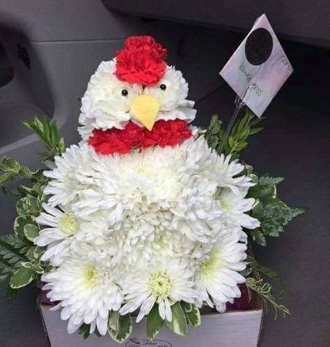 Cat Flower Arrangement, Novelty Flower Arrangements, Bee Flower Arrangements, Dog Bouquet, Grave Ideas, Birthday Arrangements, Florist Bouquets, Animal Flower Arrangements, Flower Animals