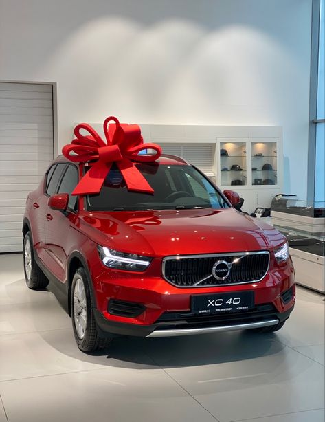 Suvs For Women Vehicles, Volvo Xc 40, Volvo Suv, Volvo Xc, Family Suv, Dream Cars Mercedes, 32 Birthday, Volvo Xc40, Mom Car