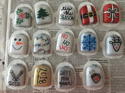 Painting Pods Omnipod Painting Ideas, Painted Omnipod, Omnipod Decorations Diy, Omnipod Painting, Omnipod Decorations, Insulin Pump, Type 1, Painted Rocks, Projects To Try