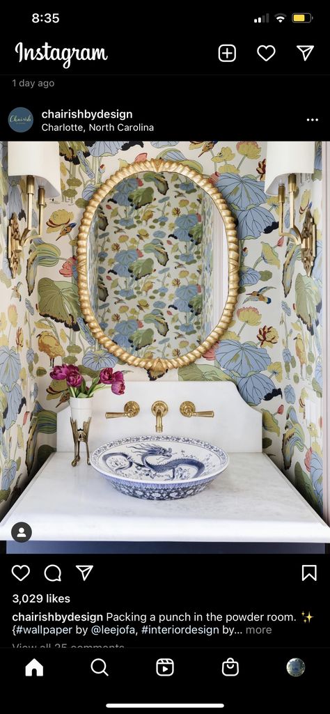 Beautiful Powder Rooms, Thomas Obrien, Wallpaper Powder Room, Powder Room Wallpaper, Chinoiserie Blue, Natural Paper, White Sink, Design Information, Street Design