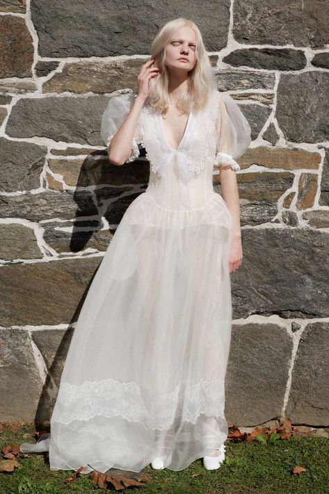 HONORNYC Fun Wedding Dresses, Sailor Wedding, Fashion Wedding Dress, Cottage Dress, Organza Gowns, Trumpet Dress, Bridal Fashion Week, Dress Inspo, Luxury Bridal