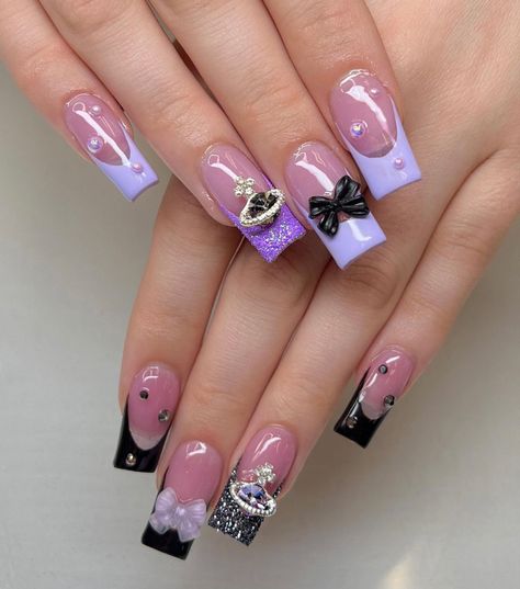 Pink Purple And Black Nails, Kuromi Nails Purple, Black And Purple French Tip Nails, Light Purple And Black Nails, Purple And Black Nails Acrylic, Black And Purple Nails Short, Purple And Black Acrylic Nails, Black And Lilac Nails, Lilac And Black Nails