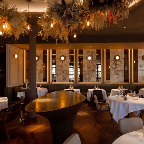 Square Lighting, Best Restaurants In London, Cooking Over Fire, Restaurant London, Restaurants In London, Lighting Plan, Michelin Star Restaurant, Restaurant Lighting, Bespoke Lighting