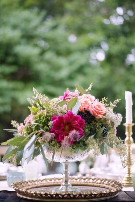 Crystal Centerpieces Wedding, Compote Vase, Bouquet Succulent, Flowers And Candles, Crystal Centerpieces, Wedding Reception Flowers, Unique Wedding Flowers, Bridal Tea, Glass Centerpieces