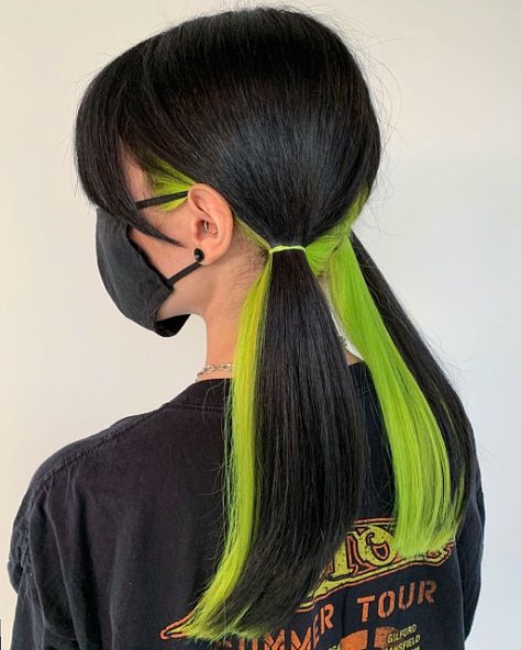 Black And Green Hair, Makeover Hair, Feminine Hairstyles, I Love Black, Peekaboo Hair, Neon Hair, Good Hair, Hair Makeover, Love Black