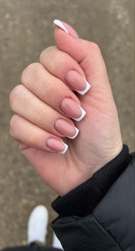 Nokti French White Nails, Ferenc Nail, La French Nails, Normal French Tip Nails, Frenski Nokti, Deep Smile Line Nails French, Nokti Za Prolece 2024, Unghie Franc, Nokti Za Maturu