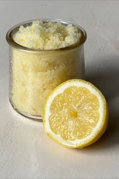 Raw Ginger, Lemon Scrub, Body Rock, Lemon Salt, Lemon Ginger, Ginger Juice, Benefits Of Coconut Oil, Diy Recipe, Diy Scrub