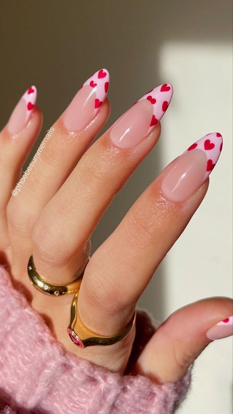 Pink Round Nails Design, Round Nails Acrylic, V Day Nails, Year Nails, Nails Round, Nails Valentine, Nails Valentines, Valentine Nails, Easy Nails