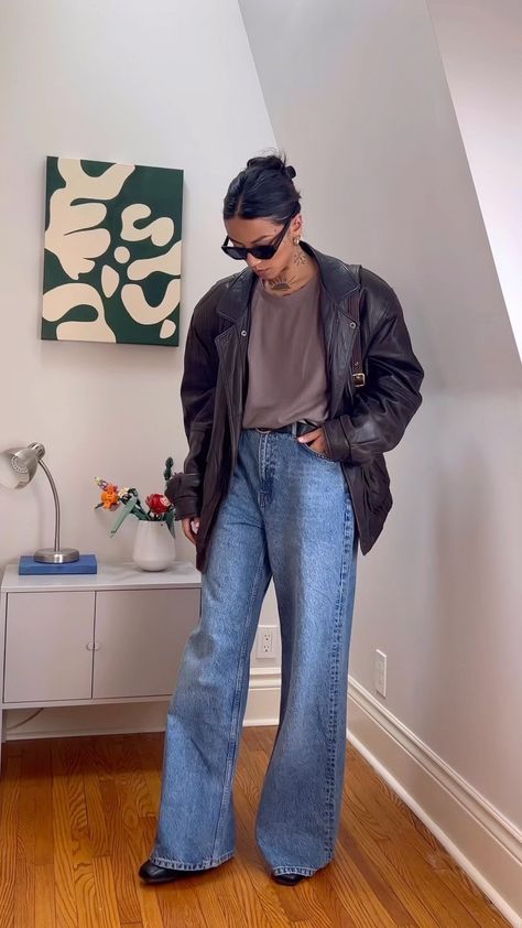 Melina (@justmelines) • Instagram photos and videos Queer Fashion Women, Thrifted Pants, Reformation Top, Pastel Goth Fashion, Queer Fashion, Streetwear Aesthetic, Thrift Fashion, Coach Jacket, Hard Time