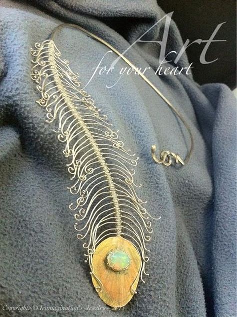 ienmagination's peacock feather, wire and opal necklace. Wire Wrapped Feather, Wire Feather, Wire Wrap Stones, Metal Collar, Peacock Jewelry, Wire Wrapping Stones, Feather Jewelry, Wire Necklace, Wire Work Jewelry