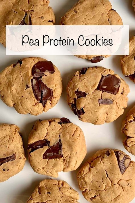 These pea protein cookies are perfect if you’re looking for ways to boost your intake of plant-based protein. They’re made with unsweetened pea protein powder. Pea Protein Cookies, Pea Protein Powder Recipes, Pea Protein Recipes, Protein Powder Cookies, Yummy Chocolate Desserts, Protein Dessert, Flourless Peanut Butter Cookies, Flourless Cookies, Dessert Hummus