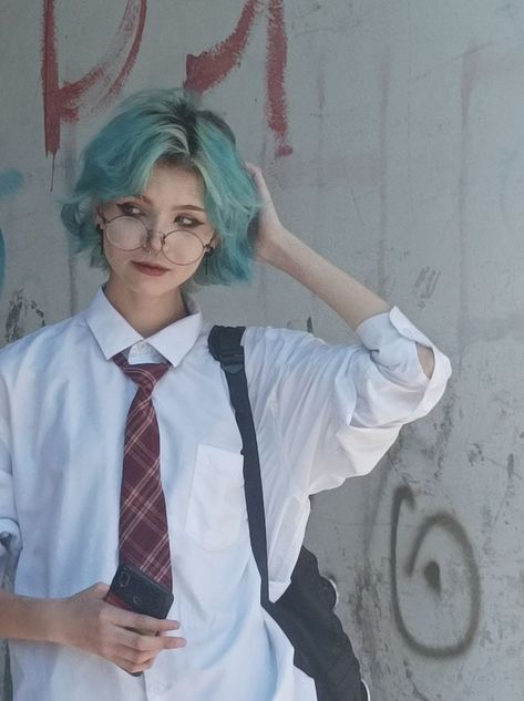 Grunge Blue Hair, Short Blue Hair, Short Hair Blue, Short Grunge Hair, Estilo Indie, Hair Inspiration Short, Shot Hair Styles, Hair Reference, Short Hair Haircuts