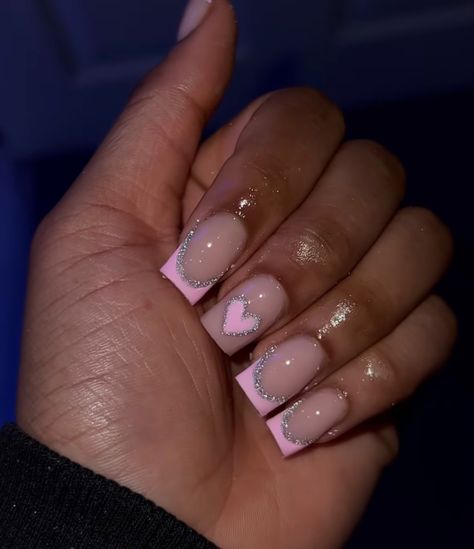 Nail For 13 Year, Short B Day Nails, Nail Ideas For Highschool, Nails For Freshman Year, Nails For Sixth Graders, Light Purple Nails Short Square, Freshman Nail Ideas, Cute Short Nails For Kids, Nail Ideas For 6th Grade