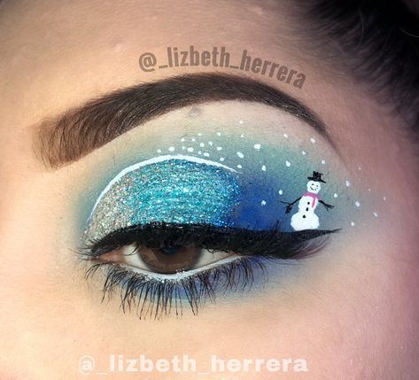 Snowman makeup ☃️ Instagram @_lizbeth_herrera Snowman Eye Makeup, Snowman Makeup Looks, Snowman Makeup, Seasonal Makeup, Xmas Makeup, Christmas Eyeshadow, Christmas Eye Makeup, Under Eye Makeup, Liner Makeup