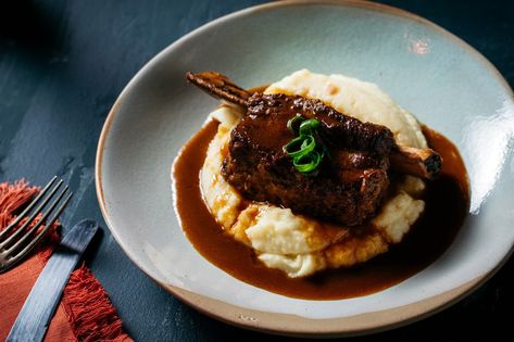 Braised Short Rib Risotto, Braised Short Ribs With Mashed Potatoes, Miso Braised Short Ribs, Coconut Braised Short Ribs, Vegan Braised Short Ribs, Short Rib Stew, How To Cook Polenta, Braised Lamb Shanks, Creamy Polenta