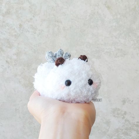 Sea Bunny Crochet, Cute Slug, Sea Bunnies, Sea Bunny, Yarn Animals, Bunny Crochet Pattern, Bunny Crochet, Sea Slug, Kawaii Crochet