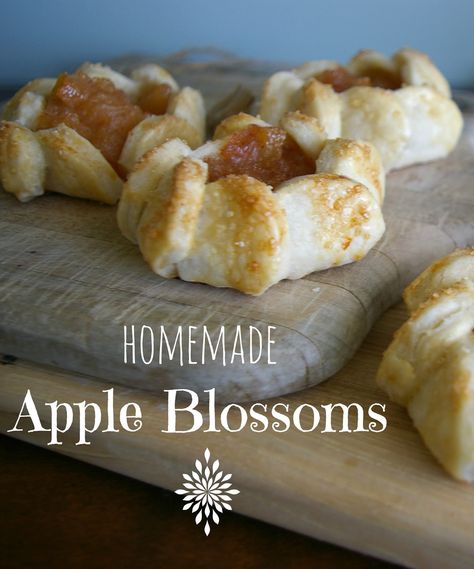 Apple Blossom Dessert Recipes, Apple Blossoms Dessert, Apple Blossom Cake, Apple Blossom Dessert, Apple Blossom Recipe, Apple Tartlets, Tart Crust, Strudel Recipes, Tartlets Recipe