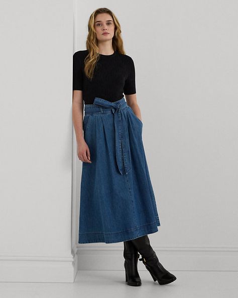 Ralph Lauren Midi Skirt Outfit Spring, Midi Rock Outfit, Denim Midi Skirt Outfit, Long Denim Skirt Outfit, Spring Skirt Outfits, Midi Skirt Outfit, Denim Skirt Outfits, Long Denim Skirt, Rock Outfit