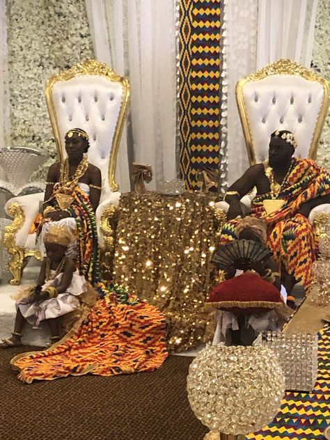 Ashanti Wedding, Ashanti Wedding Ghana, Ghana Wedding Decorations, African Wedding Decorations, Ghanaian Traditional Wedding, Akan Traditional Wedding, Ghanaian Wedding Traditional Decor, Traditional Ghanaian Wedding, Ghana Wedding Traditional