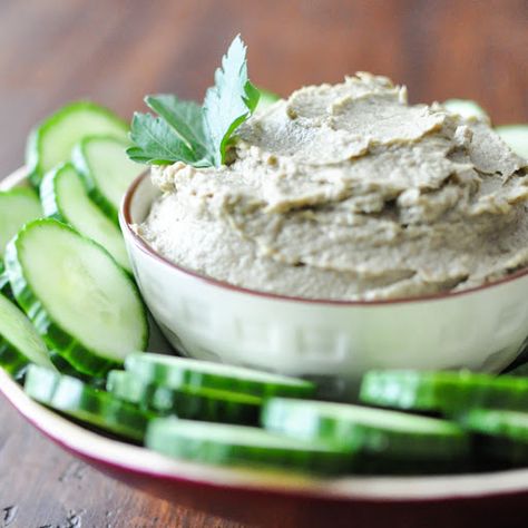 Sardine Spread Recipe on Yummly. @yummly #recipe Easy Beef Tips, Plant Based Restaurant, Walnut Dip, Fed And Fit, Sardine Recipes, Making Ghee, Paleo Slow Cooker, High Fibre, Vegan Dip