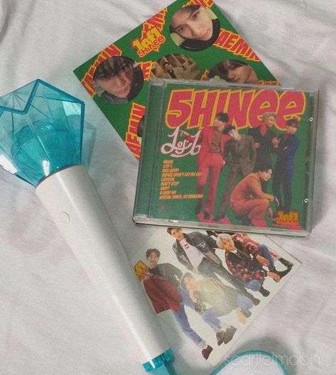 Shinee Albums Aesthetic, Shinee Lightstick Aesthetic, Shinee Lightstick, Shinee 1of1, Jimmy Fairly, Shinee Albums, Kpop Albums, Kpop Collection, Shinee