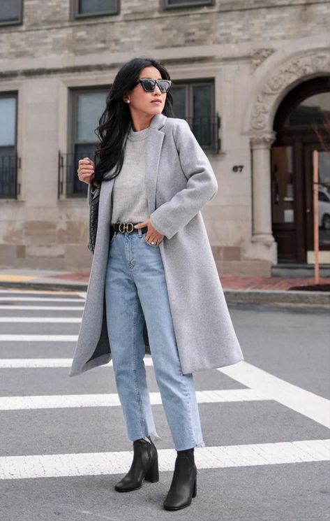 Jean Coat Outfit Jackets, Gray Coat Women Outfit, Winter Outfits With Gray Coat, Autumn Outfits Grey Coat, Gray Autumn Outfit, How To Style Grey Coat, Gray Trenchcoat Outfit, Styling Grey Coat, How To Style A Grey Coat