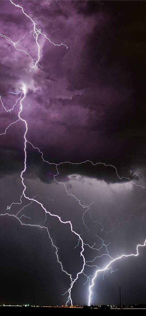 Lightning Images, Thunder Photography, Clouds Wallpaper Iphone, Grey Wallpaper Iphone, Rain And Thunder, Unicorn Pictures, Neon Backgrounds, Iphone Wallpaper Sky, Thunder And Lightning