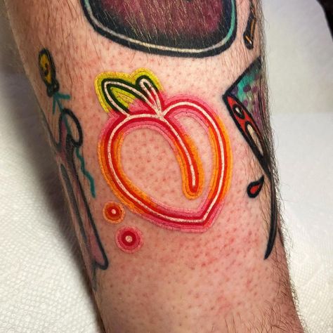 Girly Colorful Tattoos, Peaches Tattoo Ideas, Tiny Peach Tattoo, Neon Tattoo Ideas, Peaches Tattoo, Neon Tattoos, Georgia Tattoo, Practice Tattoos, Hippie Tattoos