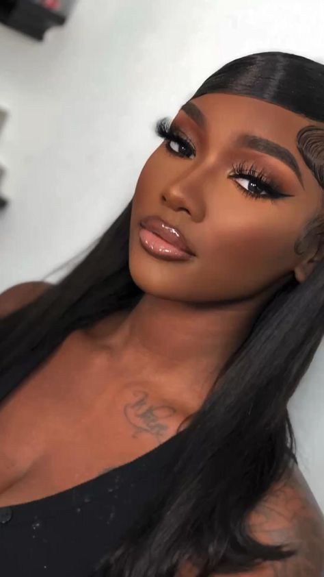 Prom Makeup Black Women, Brown Makeup Looks, Flawless Face Makeup, Birthday Makeup Looks, Gold Makeup Looks, Natural Glam Makeup, Glitter Makeup Looks, Prom Eye Makeup, Soft Makeup Looks