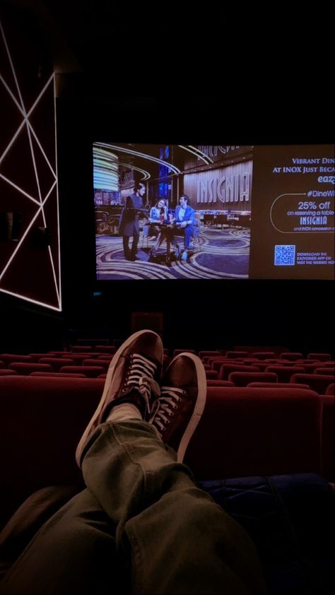 Movie Theatre Aesthetic Popcorn, Watch Movies Aesthetic Photo, Movie Watcher Aesthetic, Movie Fan Aesthetic, At The Movies Aesthetic, Going To The Movies Aesthetic, Inox Movie Theatre Snap, Movie Nerd Aesthetic, Movies Aesthetic Theater