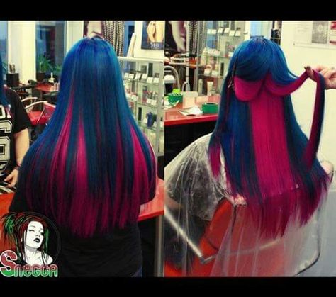 Don't know if anyone will recognize this color scheme, but it's from a funny show called panty and stocking. This is stocking's hair style. Hidden Hair Color, Hair Color Streaks, Teal Hair, Editorial Hair, Dyed Hair Inspiration, Pretty Hair Color, Shot Hair Styles, Edgy Hair, Alternative Hair