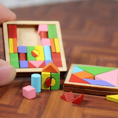 House Decor Accessories, Doll House Decor, Mini Building, Wooden Accessories, Building Blocks Toys, Mini Things, Block Toys, Bjd Doll, Miniature Dollhouse