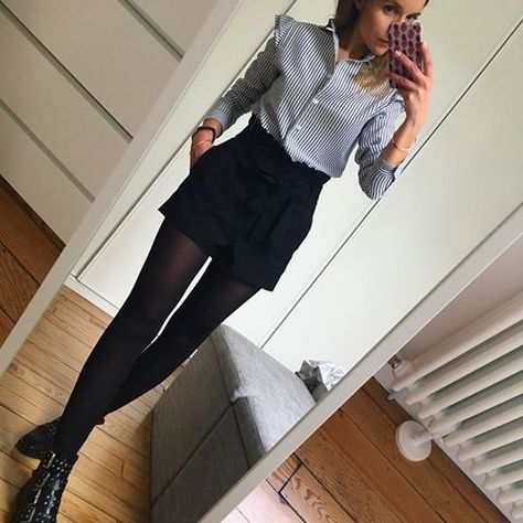 a424ed4bd3a7d6aea720b86d4a360f75desc39642507ri Short With Tights Outfit, Tights With Shorts, Looks Com Short, Work Attire Women, Interview Outfits Women, Casual Work Attire, Business Attire Women, Look Formal, Formal Dresses Short