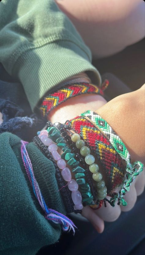 Lots Of Bracelets Aesthetic, Friendship Bands Aesthetic, Multiple Bracelets Aesthetic, Friendship Bracelet Stack Ideas, Wrist Full Of Bracelets, Lots Of Bracelets On Wrist, Skater Bracelets, Friendship Bracelets Aesthetic, Friendship Bracelets String