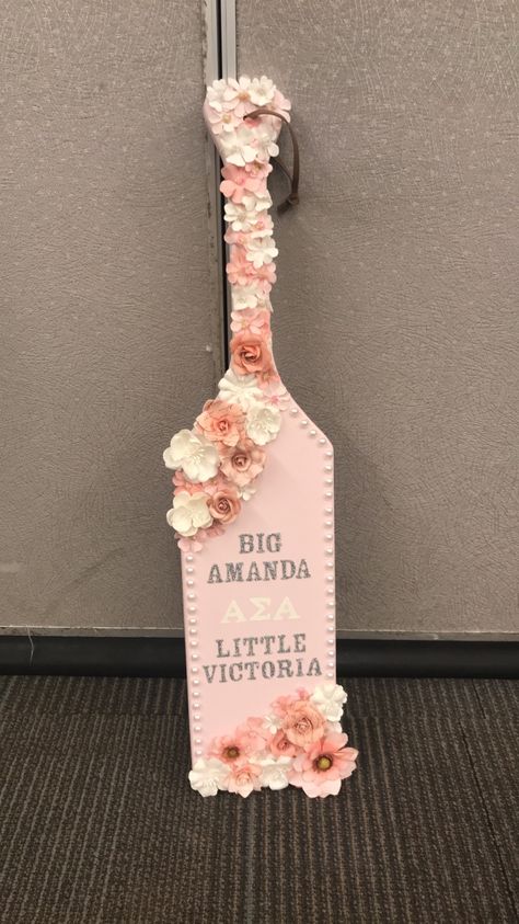 Pastel Paddles Sorority, Alpha Sigma Tau Paddles, Pastel Sorority Paddle, Flower Paddle Sorority, Easy Sorority Paddles, Paddle For Sorority, Purple Sorority Paddles, Sorority Paddles Flowers, Greek Life Paddles