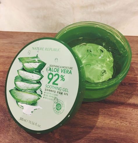 Skin Care Routine For Teens, Nature Republic Aloe Vera, Drinking Enough Water, Not Drinking Enough Water, Skin Care Routine For 20s, Anti Aging Creme, Nature Republic, Skin Care Steps, Anti Aging Tips