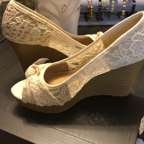 Crochet. Cream. Peep Toe. Cute Wedges Shoes, Cream Accessories, Shoes Heels Classy, Payless Shoes, Floral Sandals, Cream Shoes, Heels Classy, Chic Shoes, Girly Shoes