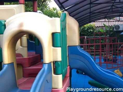 Playground Makeover, Outdoor Play Area For Kids, How To Paint Plastic, Pallet Garden Walls, Plastic Playground, Church Nursery Decor, Plastic Playhouse, Play Area For Kids, Spray Paint Plastic