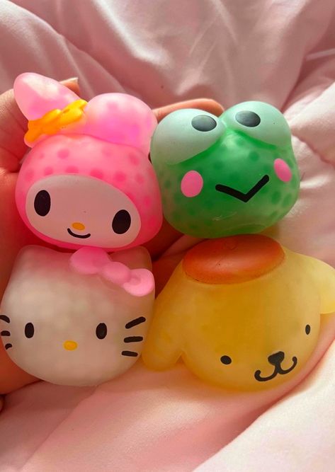 comment for cred/removal Hello Kitty Fizzy Pop, Tangle Stim Toy, Hello Kitty Battery Pen, Sanrio Fidget Toys, Fidget Spinner Pop It, Hello Kitty Themes, Fidget Toys, Noodles, Hello Kitty