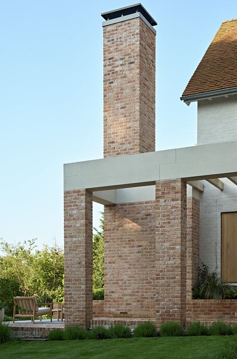 Brick Details Architecture, Contemporary Chimney, Stone House Architecture, Brick House Facade, Brick Modern House, Column Architecture, Bungalow Extension, Modern Brick House, Bungalow Extensions